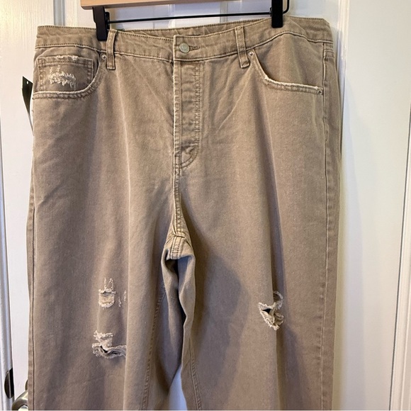 Wild Fable Tan High Rise Straight Leg Distressed Jeans - Picture 2 of 7